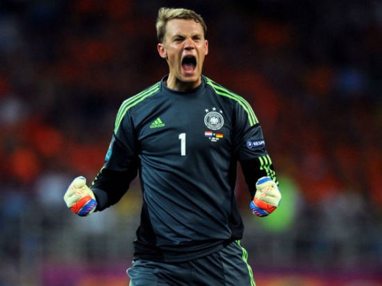  莱比锡RB年轻门将神扑救主，德甲新生代守护神诞生  